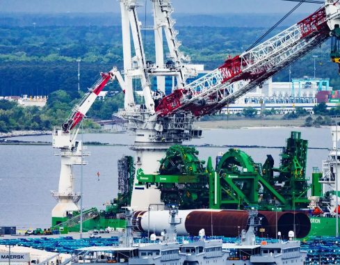 monopile in us' largest offshore wind farm